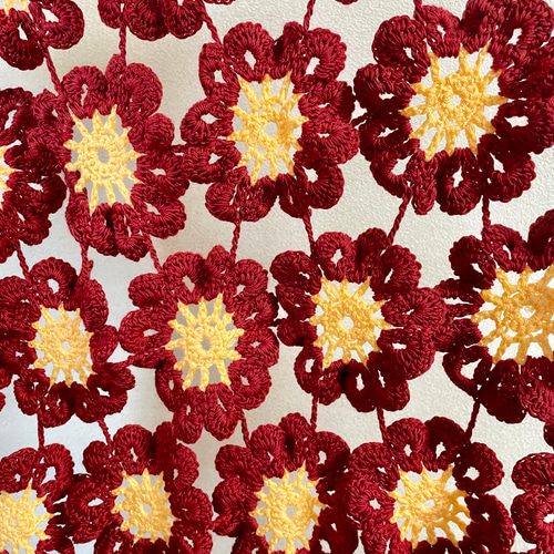 手編み 北欧風 花 モチーフ編み ブランケット ひざ掛け ギフト 赤 黄色