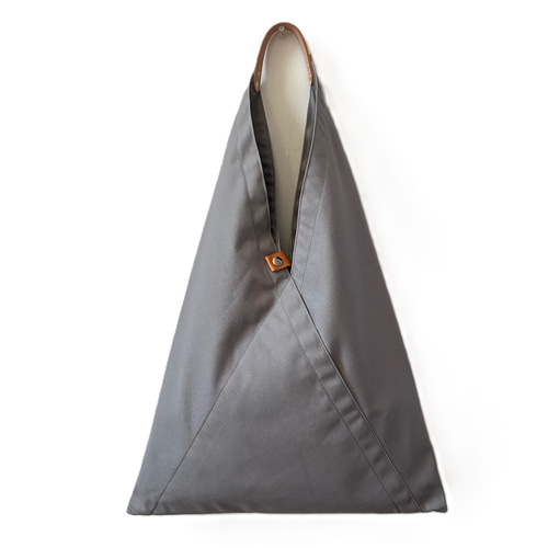 三角トートバッグ グレー トートバッグ issho 通販 9035679