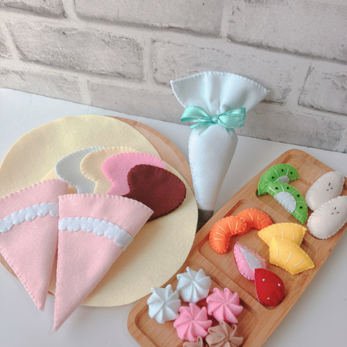 受注製作♡送料無料】フェルト おままごと クレープ♡ おもちゃ・人形