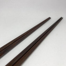 唐木刺物工匠製作的“烏木”情侶筷 第15張的照片