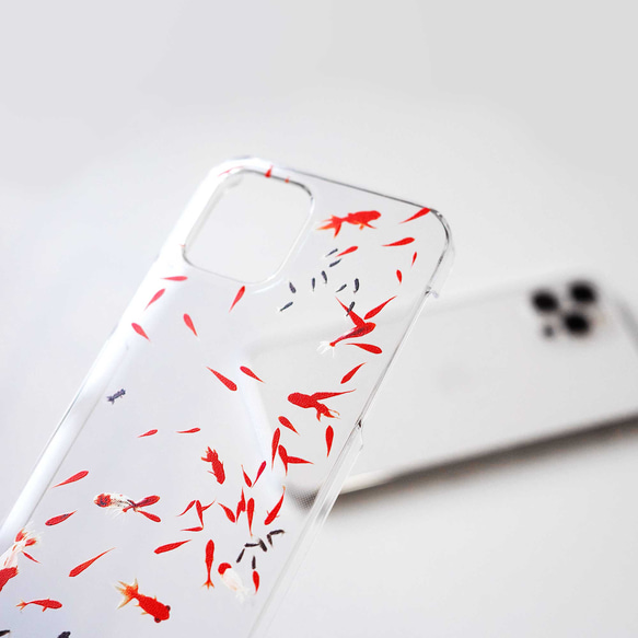 【精選】金魚撈水圖案 iPhone 17+ 手機殼，智慧型手機殼，完美搭配夏季節慶和浴衣♪ 第3張的照片
