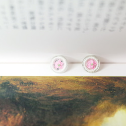 植物#48 粉紅色小花 手刺繡貼耳耳環 耳針/耳夾 第1張的照片