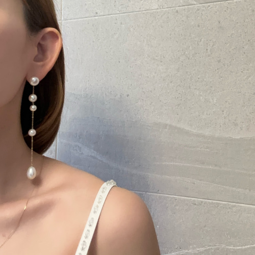 Saki　Blanc バロックパール ロングチェーン ピアス Saki様専用 Blanc バロックパール ロングチェーン ピアス