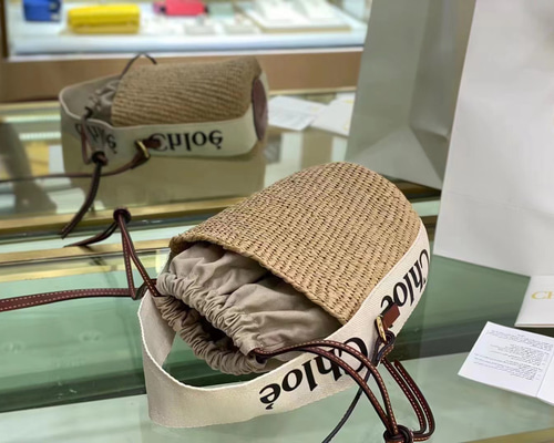 Chloé かごバッグ 保存袋付き クロエChloeかごバッグショルダバッグ新品未使用送料込 かご