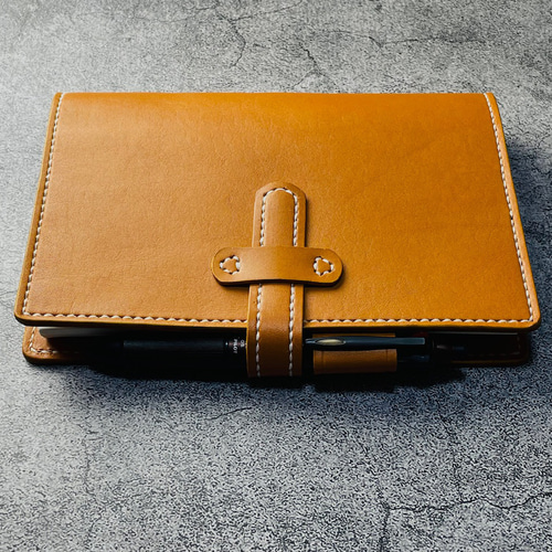 手縫】キャメル色本革B6ノートブックカバー（生成り糸）※アジャスト