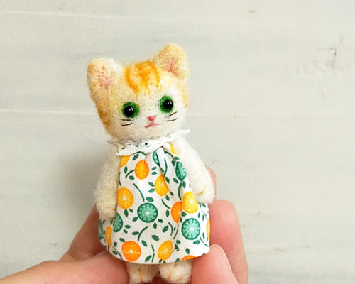 lulubon作家 猫 羊毛フェルト ぬいぐるみ テディベア ハンドメンド 65cc45508a0366c59e0601e00eba0e