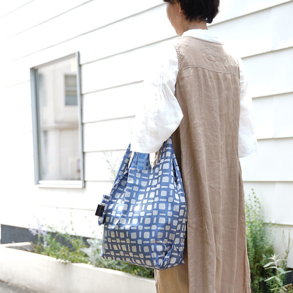 【防水、撥水サブバッグ】Umbrella cloth bag  スクエアドット　ネイビー 5枚目の画像