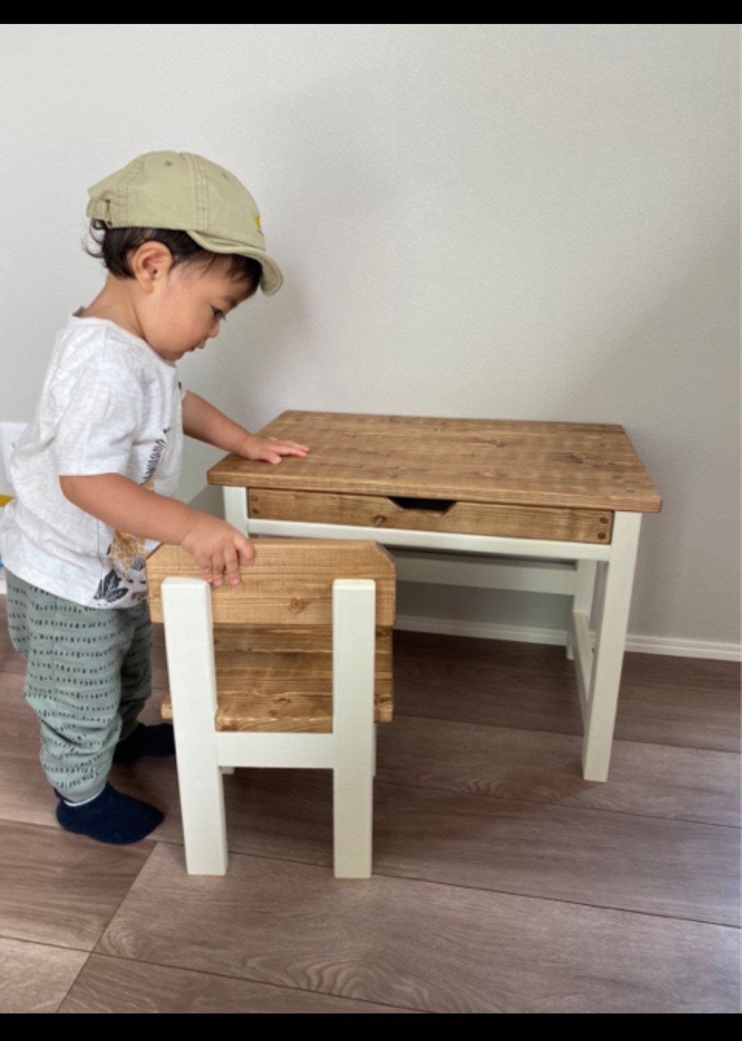 ☆手作り☆ 子供用 ハンドメイド チェア＆デスク セット ☆手作り☆ 子供用 ハンドメイド チェア＆デスク セット
