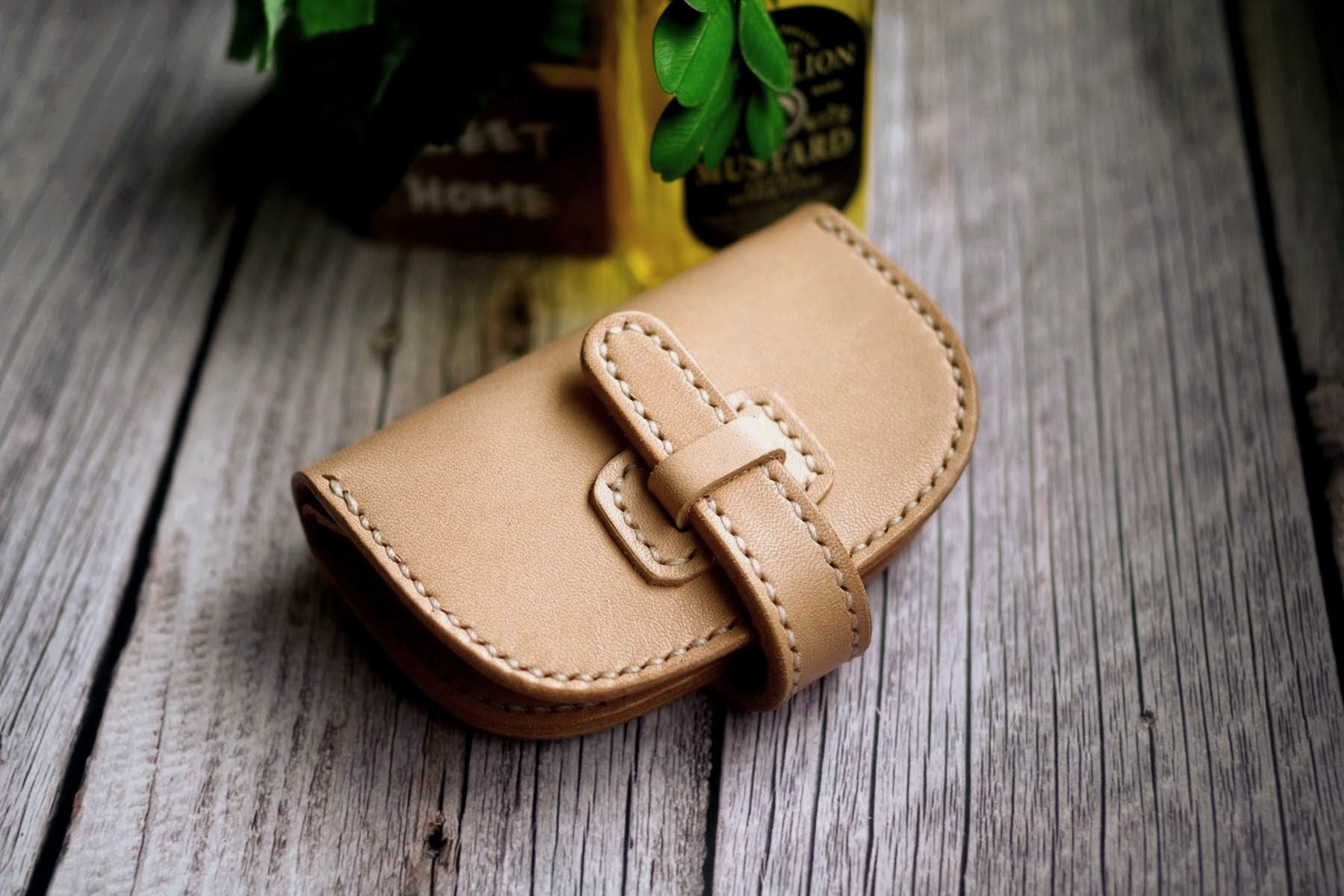 コインケース / ミニウォレット牛本革カービングナチュラル