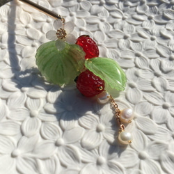 【若桑】《微氣泡。莓果》II。手造樹脂莓果髮簪。琉璃小草莓。可改髮夾。 第3張的照片