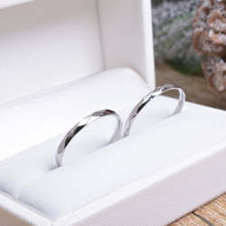 結婚指輪・ブライダルリング 2本ペア・刻印無料 肌に安心のサージカルステンレス 金属アレルギー対応 1枚目の画像