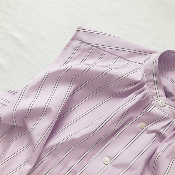 細めタックのオーバーサイズシャツワンピース(淡ピンクストライプ) 7枚目の画像