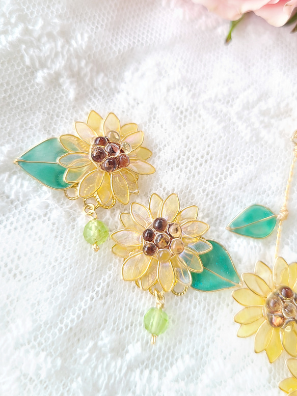 イヤリング ピアス ひまわり 天然石 誕生石 ブルベ夏 フェミニン