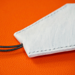 Clochette necklace  レザークロシェット キーケース ホワイト ペンキ キーストラップ キーネックレス 3枚目の画像