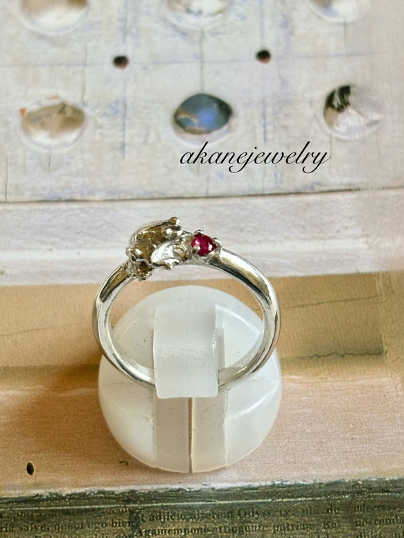 7月のカエル　ルビーと小さなカエルの指輪 7枚目の画像