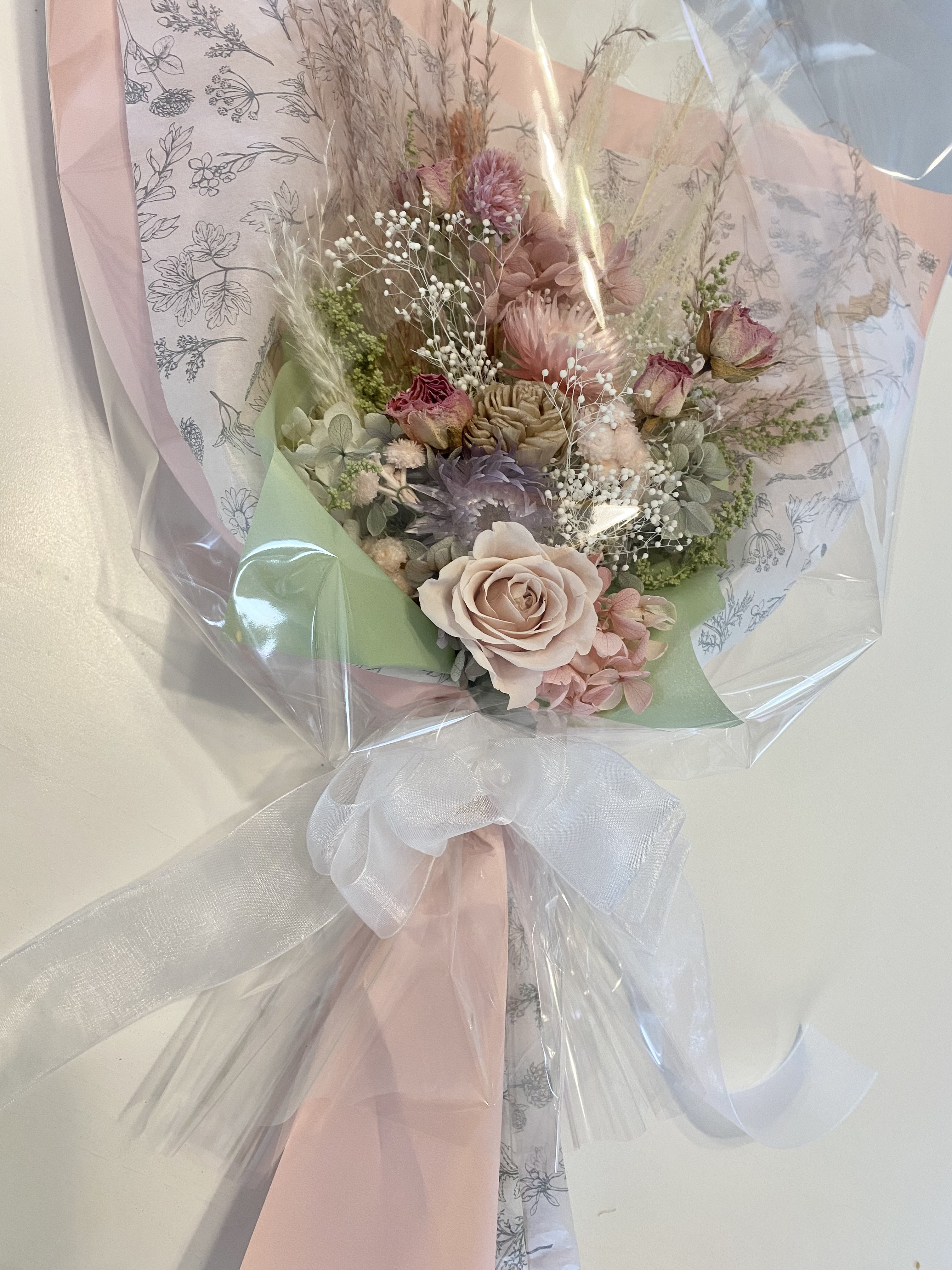 母の日　可愛いナチュラルな花束