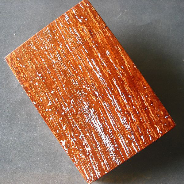 【桜】 木製名刺入れ　染井吉野の花吹雪模様が美しい 【即日発送】