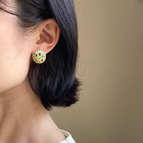 ゴッホ「ひまわり」の手刺繍ピアス/イヤリング イヤリング