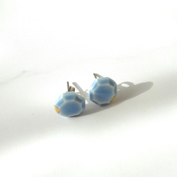 kotsubu 陶瓷耳環（八角形/淺藍色） 第3張的照片