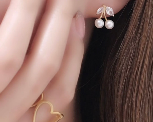 ☆❤️ デイジー　パール　ジルコニア　ピアス　イヤリング　ハンドメイド ピアス/さくらんぼジルコニア】 パール 華奢 ギフト ビジュー