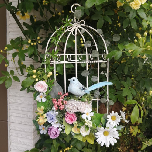 家具 花と鳥の装飾付き ことりのちいさな花かご | トリカゴ