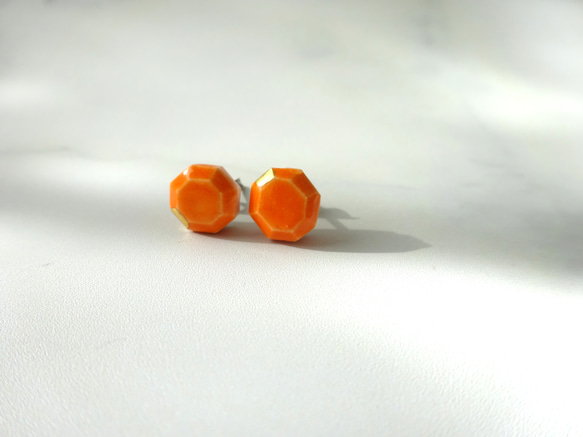 kotsubu 陶瓷耳環（八角形/橘色） 第3張的照片