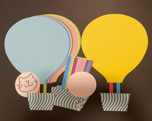 保育教材 気球の壁面飾り 10枚 製作セット 手形スタンプ 保育 幼稚園