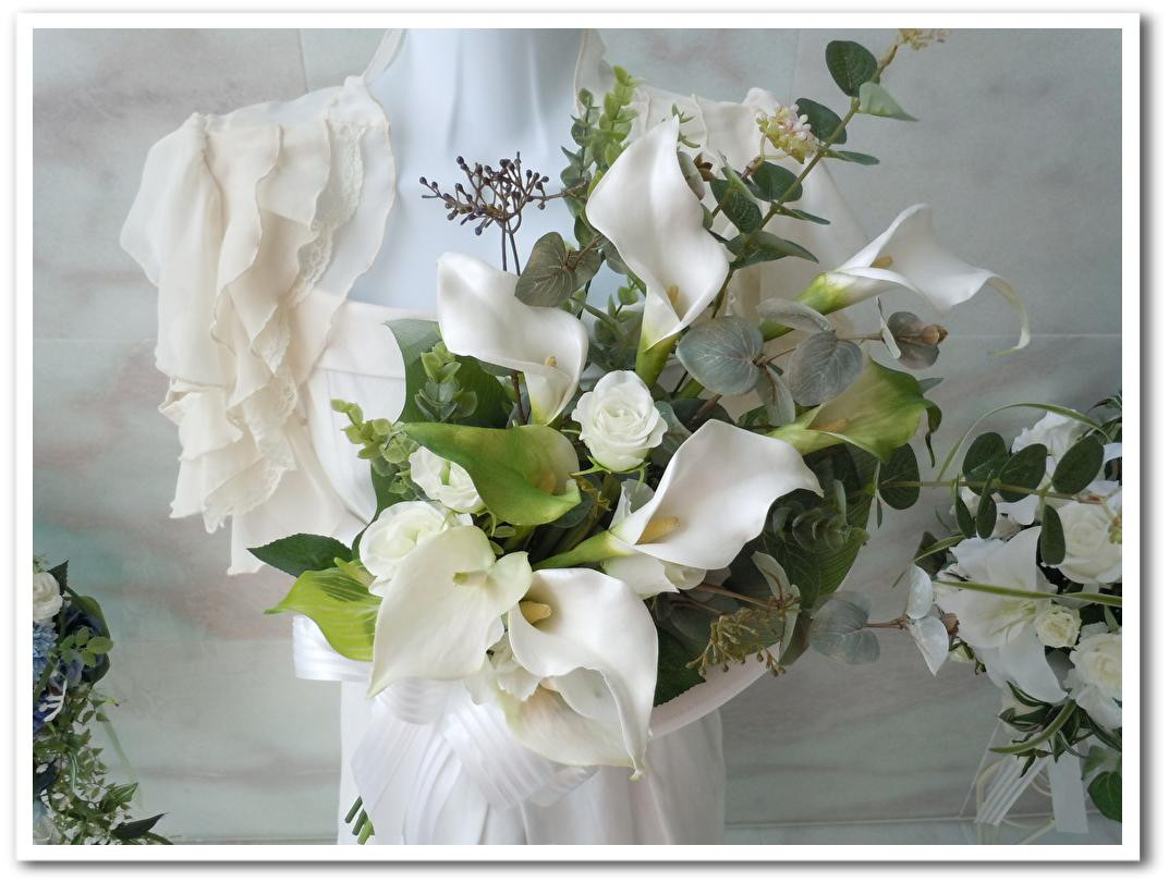 ◇スタイリッシュ＊カラー＆アンスリウムのクラッチブーケ＊アーム