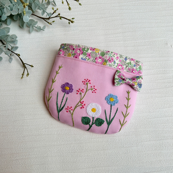 移動ポケット♪オーダーページ　女の子　ハンドメイド 移動ポケット☆オーダー受付けます☆ご希望のものコメントください 手提げ・レッスンバッグ・入園グッズ