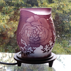 「カーネーション」 サンドブラスト 紫 白 テーブルランプ ミニランプ 火屋(ほや) ランプ台付き 4枚目の画像