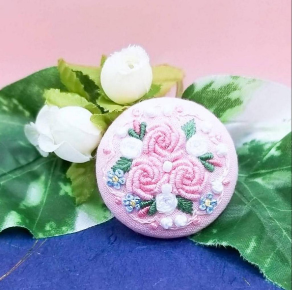 2.7センチくるみボタンヘアゴム♡黄色ばら刺繍 2.7センチくるみボタンヘアゴム♡黄色ばら刺繍