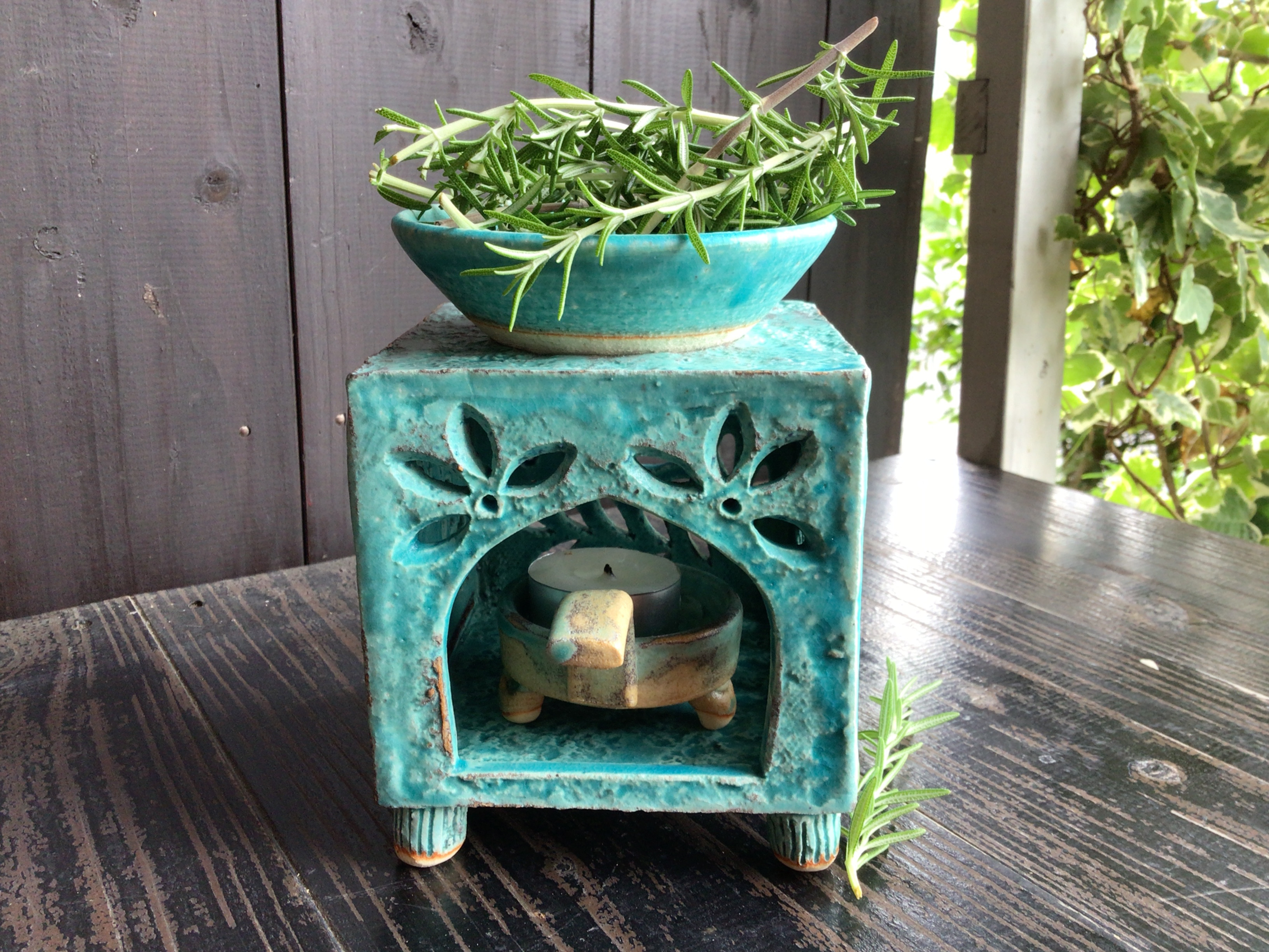 香炉  和モダン風 陶器製  (緑) 香炉 和モダン風 陶器製 (緑)