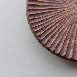 【再入荷】ハツリ小皿（ウォールナット｜オイル・蜜蝋仕上げ） 4枚目の画像