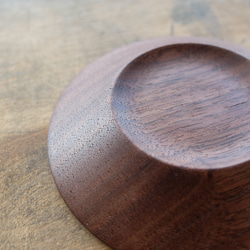 【再入荷】ハツリ小皿（ウォールナット｜オイル・蜜蝋仕上げ） 5枚目の画像