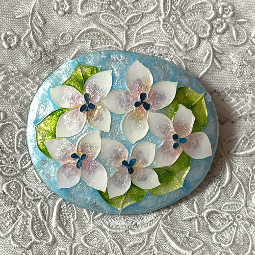 七宝焼き　ブローチ 唐草 七宝焼ブローチ 浅葱 Pale Green 純銀張有線七宝 | iichi