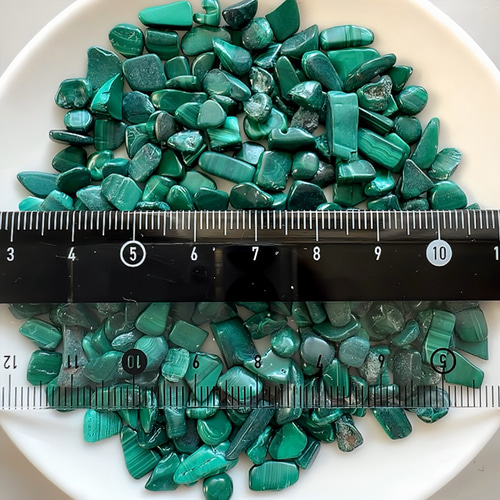 深緑の縞模様 繁栄と守護の石 マラカイト さざれ石50g 天然石