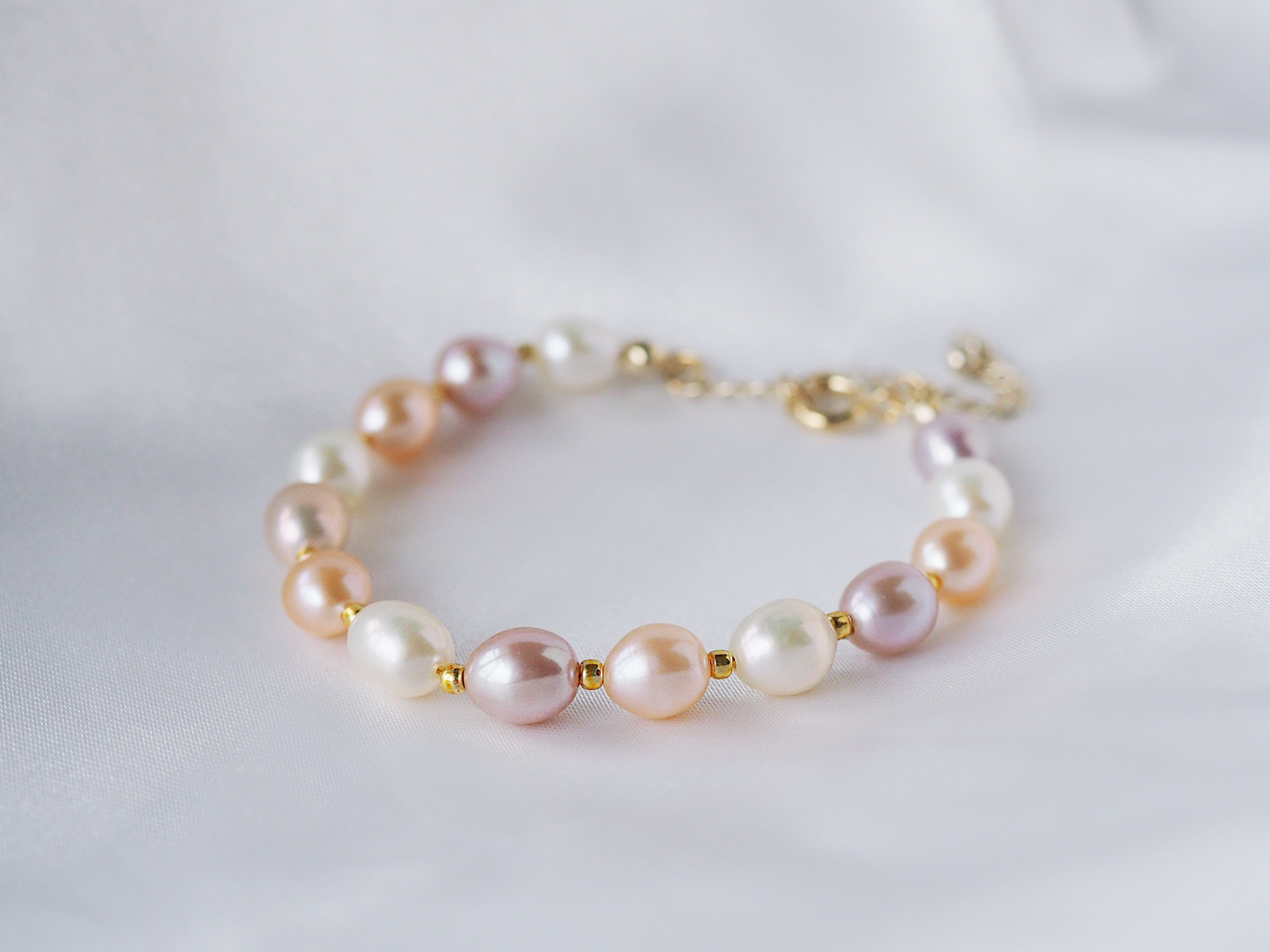 Qs'B◆淡水パール×マルチカラーサファイア2連ブレスレット✧春色 ブルーサファイア /パール K18ブレスレット(クレサンベール/淡水
