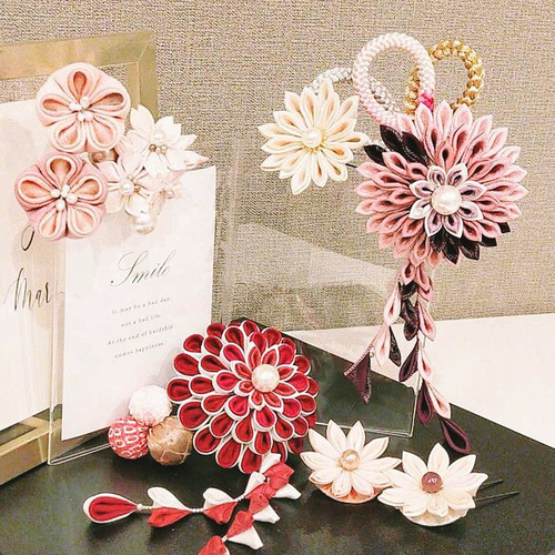 ⚜ 正絹 帯留め お花つまみ細工 / 箱入【 オーダー 】振袖、成人式、袴