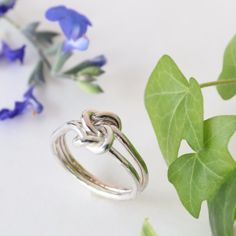 シルバー925＆ピンクシルバー 「結びリング」（17号は在庫あり）■送料無料■ 16,280円