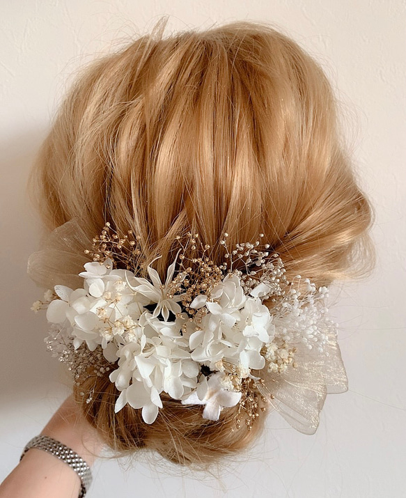 ドライフラワー髪飾り　gold×White チュールリボン　ヘッドドレス 結婚式　前撮り　成人式　卒業式　 4枚目の画像