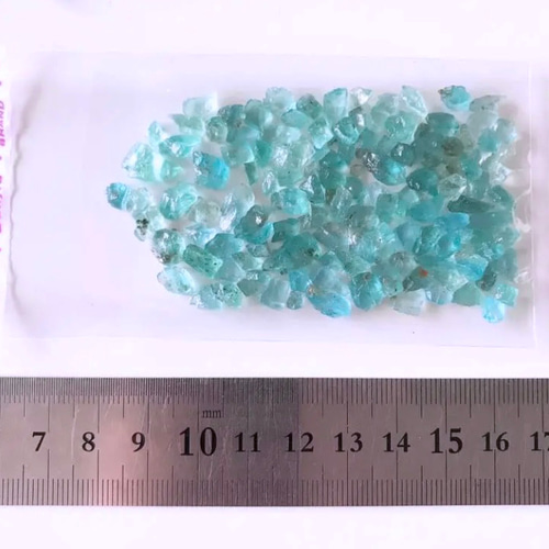 ブルーグリーンアパタイトさざれ石原石タイプ20g 天然石