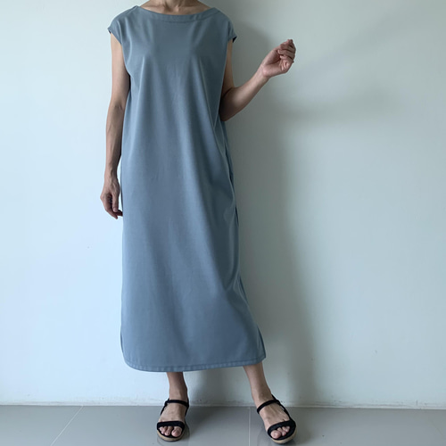 ゆったりワンピース アースカラー水色 スエットアイラインロング