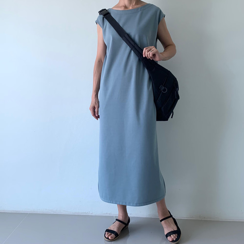 ゆったりワンピース アースカラー水色 スエットアイラインロング
