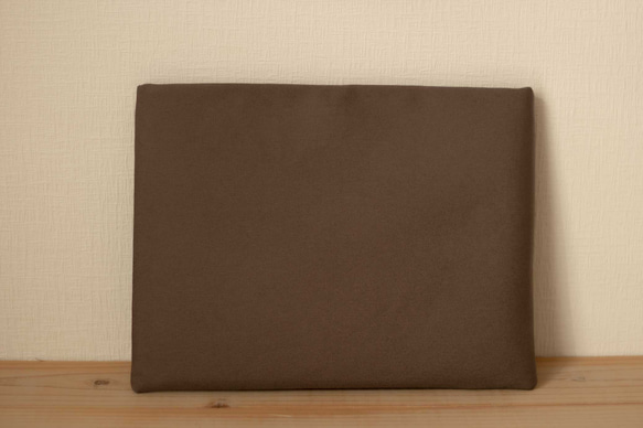 簡約鋼灰色 PC 外殼筆記型電腦 Macbook 外殼 第4張的照片