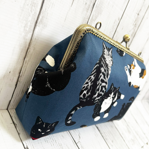 猫柄 がま口バッグ ショルダー紐付き ハンドメイド ショルダー