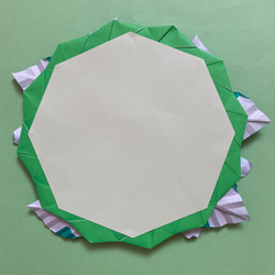 折り紙リースいちごとクローバー☘グリーン 2枚目の画像
