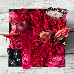 フラワーボックス《レッド》 プリザーブドフラワー rose et jaune 通販