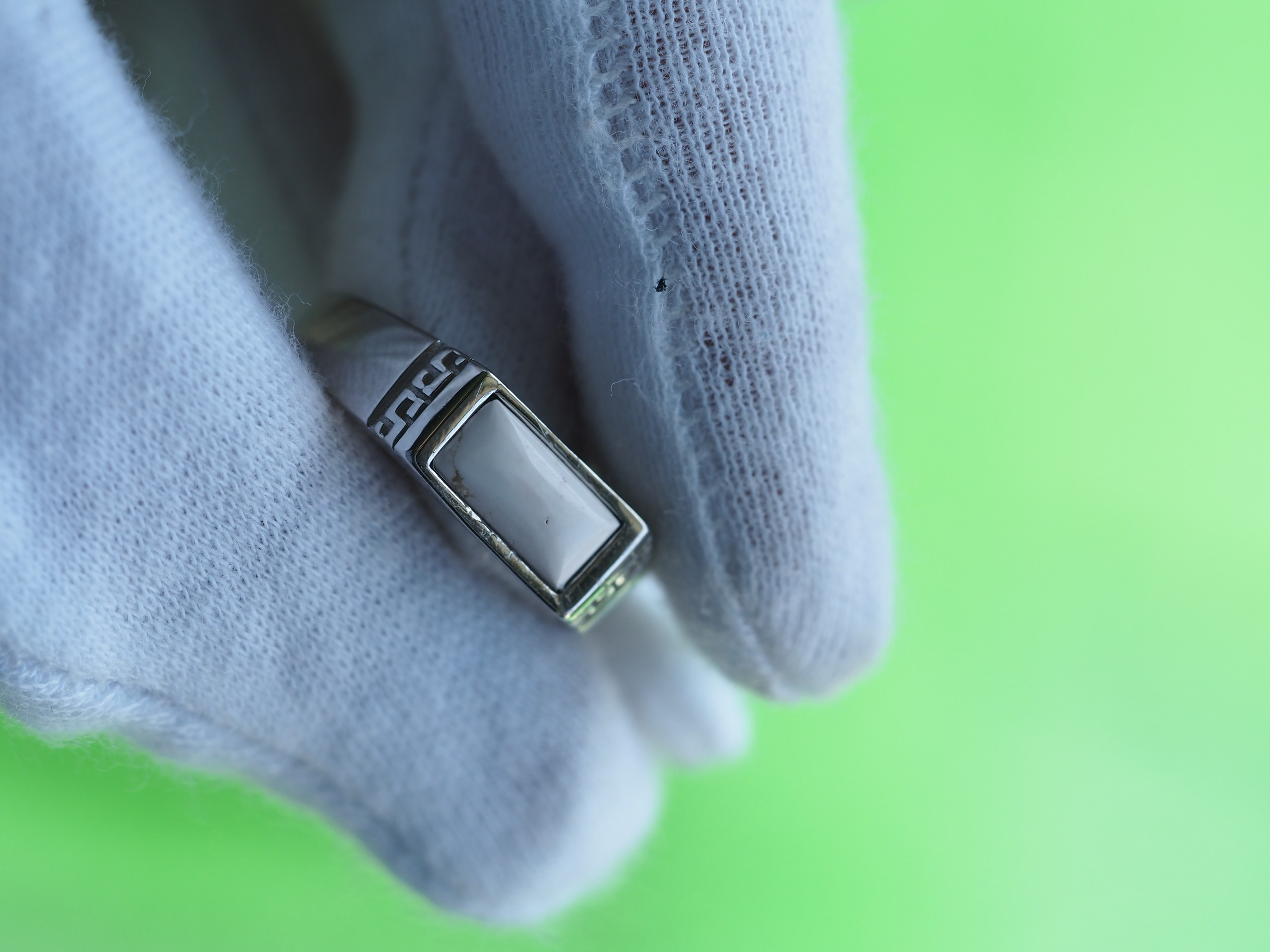 ハウライト１０　S925レクタングルリング❀