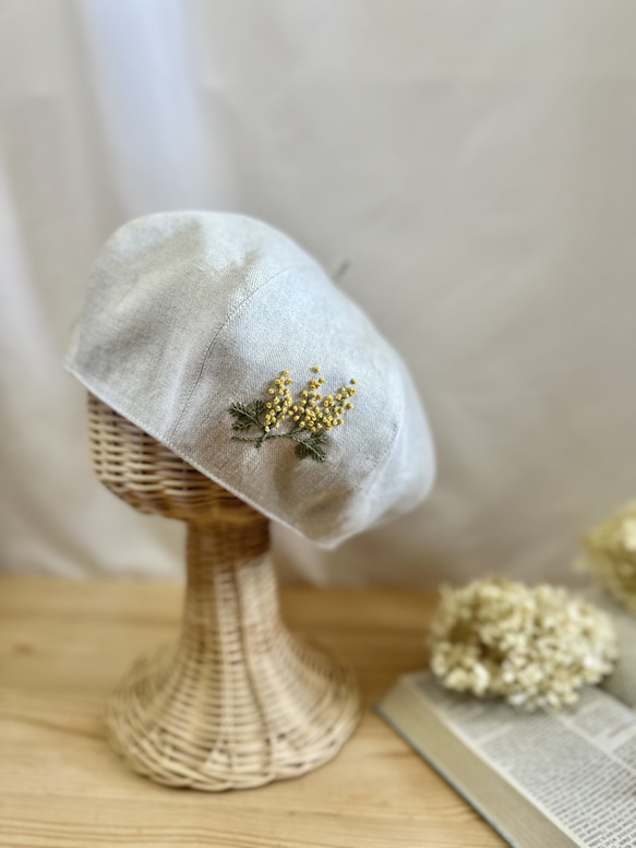 正規品　C.ディオール　ベレー帽　リネン　春夏 大人】フレンチリネンのミモザ手刺繍 ベレー帽 春夏秋 麻 リンクコーデ