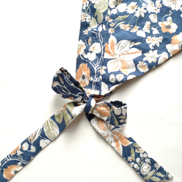 花柄ジャパンリネンの三角巾 2枚目の画像